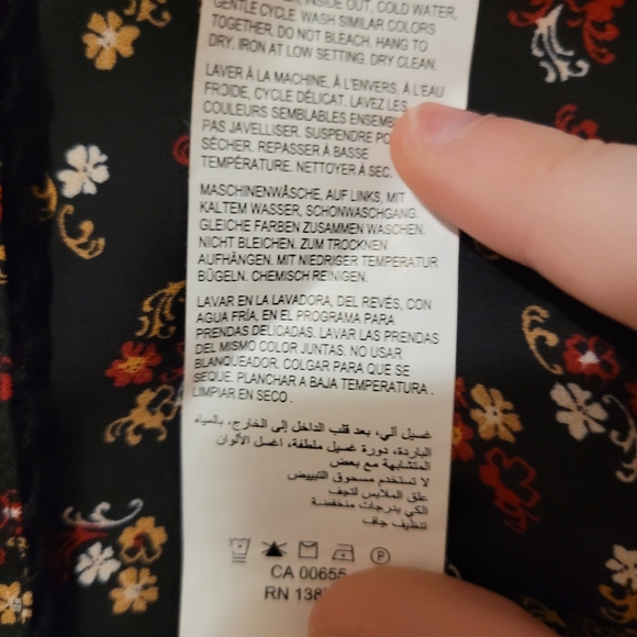 (SZ. 26)  Black Long Sleeve Blouse - Picture 5 of 9